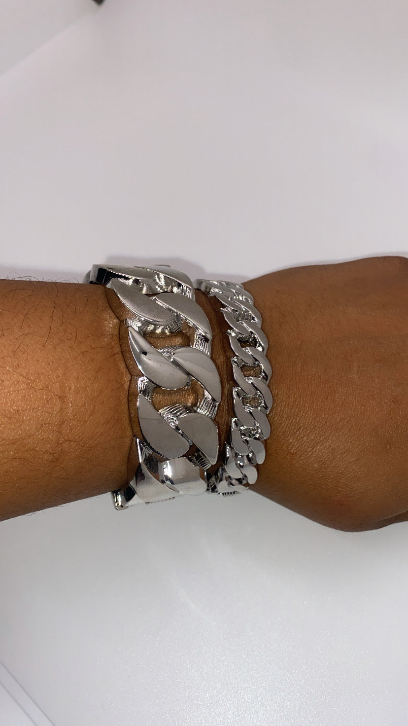 Fly girl bangle set