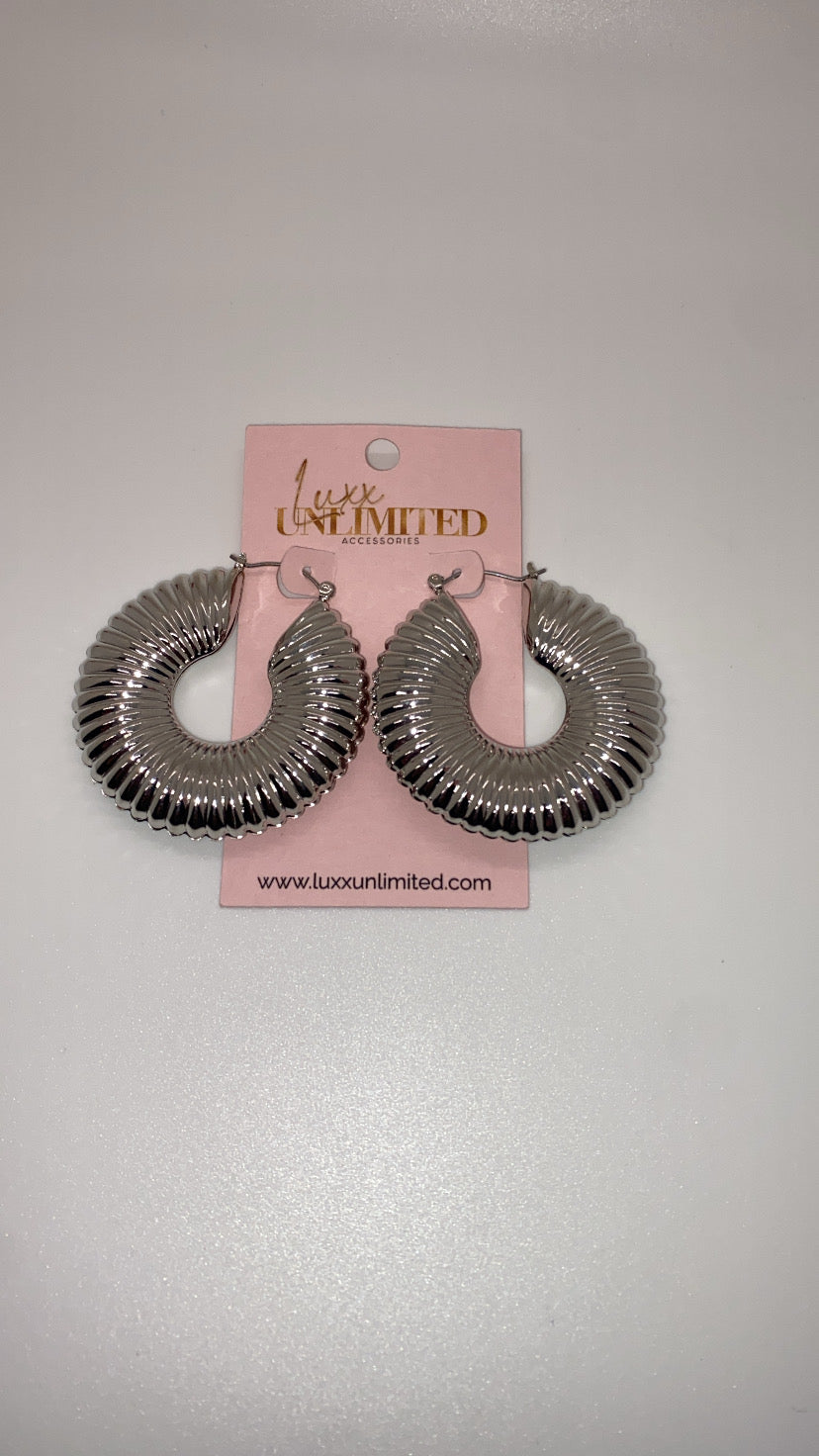90s fine hoop earrings