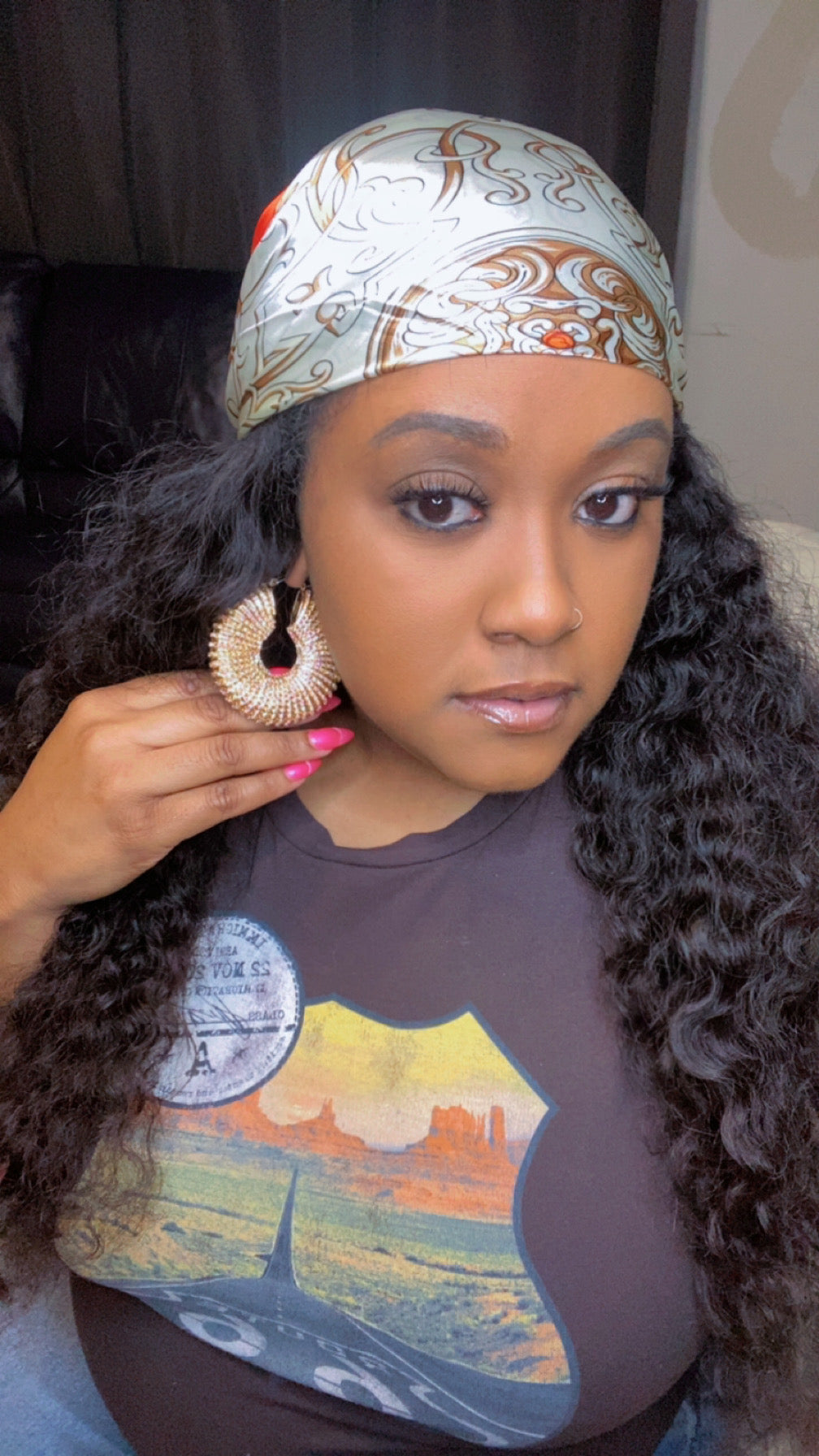Can’t hide it earrings